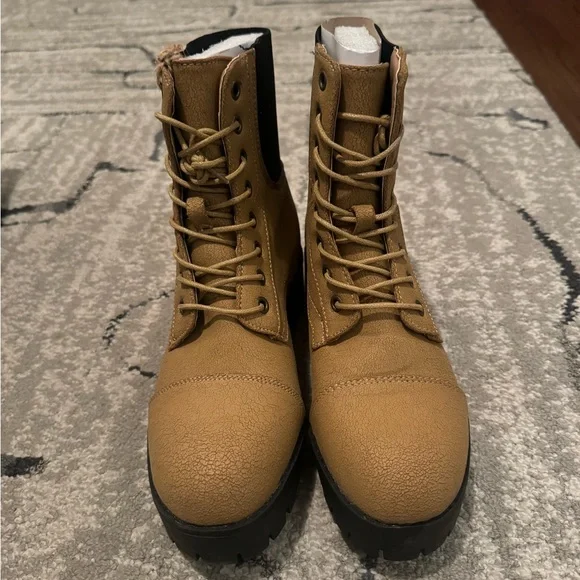 Seven7 Jadon boots - Picture 1 of 9